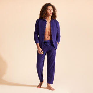 Men Pants Solid Midnight details view 1