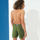 Bañador de color liso para hombre - Vilebrequin x Highsnobiety Bush vista trasera desgastada