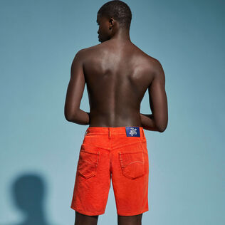 Bermudas de pana con cinco bolsillos para hombre Tomato vista trasera desgastada