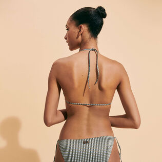 Top de bikini de triángulo con estampado Pocket Checks para mujer Bronce vista trasera desgastada