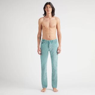 Pantaloni uomo a 5 tasche in velluto a coste 1500 righe Ivy vista frontale indossata