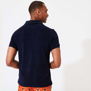 Polo en tejido terry liso para hombre Azul marino vista trasera desgastada