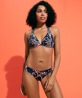 Braguita de bikini de talle medio con estampado Sweet Blossom para mujer Azul marino vista frontal desgastada