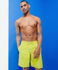 Maillot de bain long stretch homme Micro Tortues Rainbow Gingembre vue portée de face