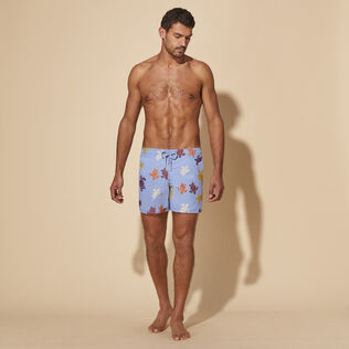 Men Swim Shorts Embroidered Tortue Multicolore - Limited Edition Divine vista frontale indossata