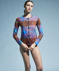 Red Gorgonians Rashguard mit Reißverschluss für Damen – Vilebrequin x 1Ocean Multicolor Vorderseite getragene Ansicht