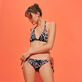 Braguita de bikini con tiras laterales de atar y estampado Sweet Blossom para mujer Azul marino vista frontal desgastada