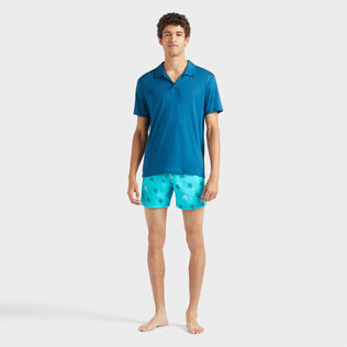 Polo en tencel homme uni Paon vue portée de face