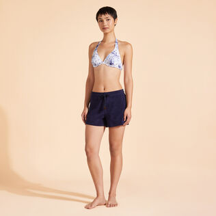 Solid Frottee-Shorts für Damen Marineblau Vorderseite getragene Ansicht