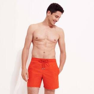 Bañador de color liso para hombre Rust vista frontal desgastada