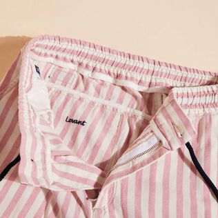 Bermudas de lino y algodón a rayas para hombre Rosa pastel detalles vista 2