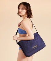 Sac unisexe Turtle Dance Jacquard Bleu marine vue portée de face femme