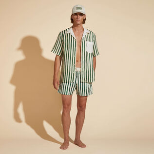 Bañador elástico a rayas HS para hombre - Vilebrequin x Highsnobiety Garden detalles vista 1