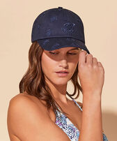 Embroidered Cap Turtles All Over Navy 正面穿戴视图