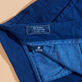 Bermudas de color liso para hombre Mar azul detalles vista 2