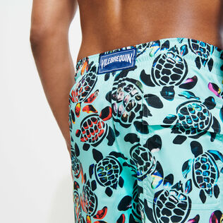 Lange Screen Turtles Stretch-Badeshorts für Herren Lagune Details Ansicht 2