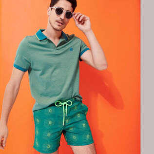 Bañador bordado con estampado Hypno Shell para hombre de edición limitada Linden detalles vista 3