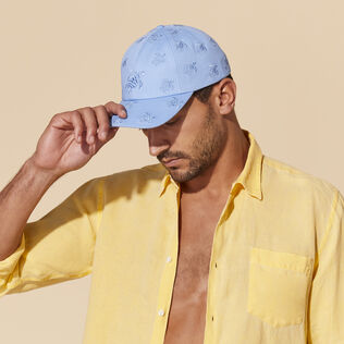 Embroidered Cap Turtles All Over Sky blue details view 1