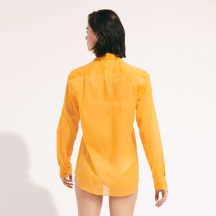 Camisa ligera unisex en gasa de algodón de color liso Zanahoria detalles vista 6