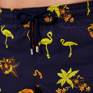 2012 Flamants Rose Bademode mit Stickerei für Herren – Limited Edition Saphir Details Ansicht 3