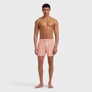 Bañador corto elástico con estampado Stripes - Vilebrequin x St Regis para hombre Sugar switzle vista frontal desgastada