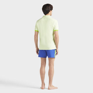 Men Cotton Pique Polo Shirt Solid Macaroon 背面穿戴视图