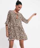 Kurzes Turtles Leopard Kleid für Damen Straw Vorderseite getragene Ansicht