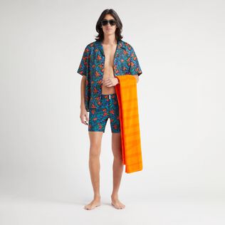 Kurze Tropical Flowers Stretch-Badeshorts mit flachem Bund für Herren Marineblau Details Ansicht 1