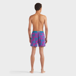 Pantaloncini mare uomo Ronde des Tortues Logo Peacock vista indossata posteriore