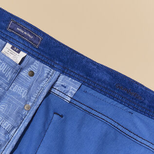 Pantalon en velours côtelé 5 poches homme 1500 raies Bleu batik vue de détail 3