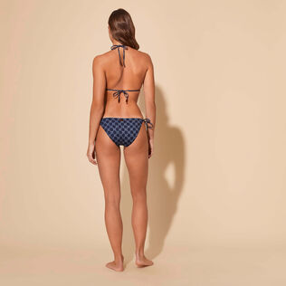 Bas de maillot de bain culotte à nouer femme VBQ Monogram Bleu marine vue portée de dos