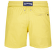Costume da bagno uomo ultraleggero e ripiegabile tinta unita Mimosa vista posteriore