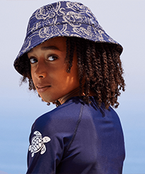 Cappello da pescatore in cotone Macro Octopussy bambini Blu marine vista frontale indossata