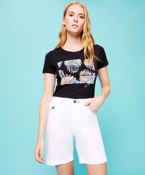 Stretch-Bermudashorts aus Baumwollsatin im 5-Taschen-Design für Damen Weiss Vorderseite getragene Ansicht