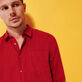 Camisa de lino lisa para hombre Burgundy detalles vista 2
