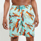 Costume da bagno uomo elasticizzato lungo Lobster Laguna vista indossata posteriore