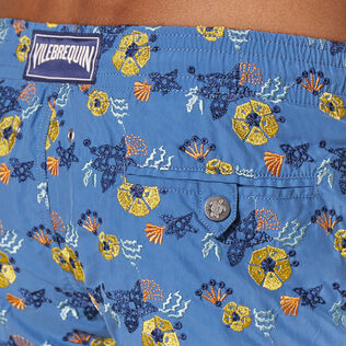 Men Swim Shorts Embroidered Flowers and Shells - Limited Edition Multicolore dettagli vista 2