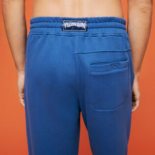 Pantalón de chándal en algodón de color liso para hombre Mar azul detalles vista 2