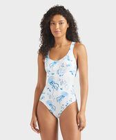 Bañador de una sola pieza con tirantes cruzados en la espalda y estampado Medusa and Shells para mujer Blanco vista frontal desgastada