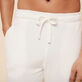 Pantalón liso en tejido terry unisex Blanco tiza detalles vista 6