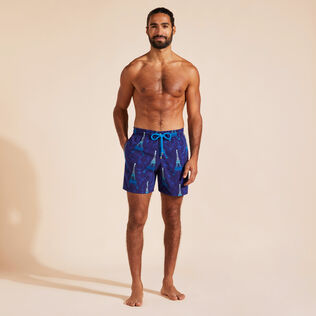 Maillot de bain homme brodé Poulpe Eiffel Minuit vue portée de face