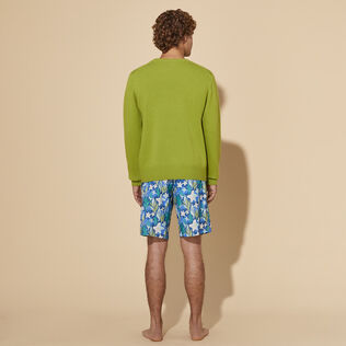 Men Wool and Cashmere Crewneck Sweater Turtle Matcha back worn view