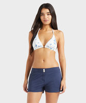 Pantalón corto de color liso para mujer Azul marino vista frontal desgastada