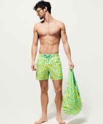 Unisex Beach Bag Turtles Smiley - Vilebrequin x Smiley® Lazulii blue front worn view