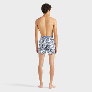 Maillot de bain court stretch homme Jungle Leaves Pacific vue portée de dos
