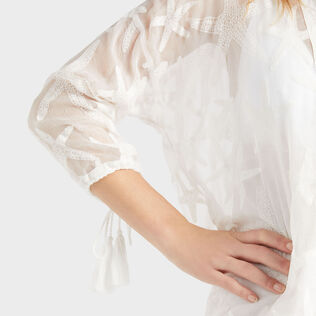 Camisa de seda de color liso para mujer Off white detalles vista 2