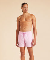 男士纯色游泳短裤 Marshmallow 正面穿戴视图