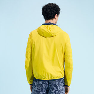 Coupe vent réversible homme imprimé Poulpes Bicolores Soleil vue portée de dos