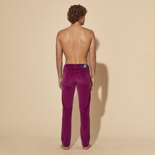 Men 5-Pockets Corduroy Pants 1500 lines Crimson purple back worn view