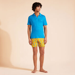 Polo en jersey de lin homme uni Bleu hawai vue portée de face